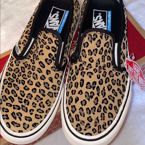 vans mini leopard slip on